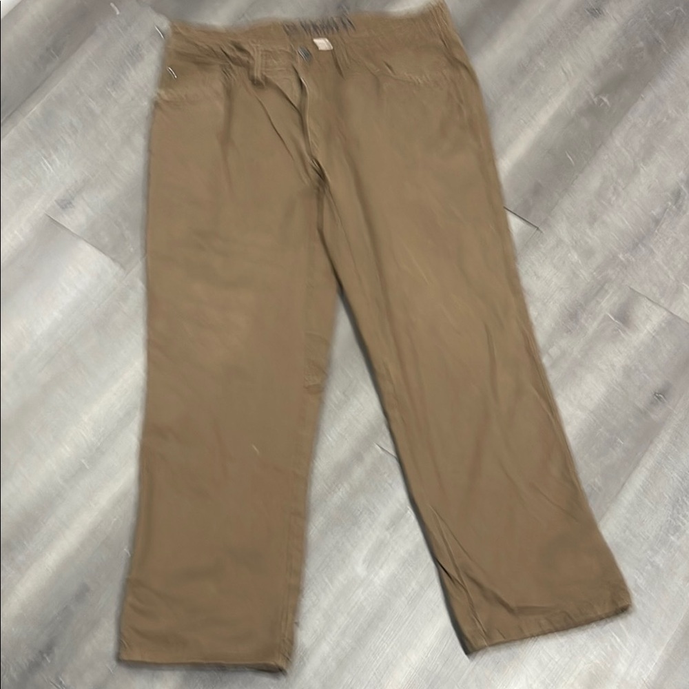 MN4 Magellan Outdoors Tan Chinos Classic Cotton Blend